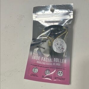 My Beauty Spot Jade Facial Roller Beauty Makeup Device